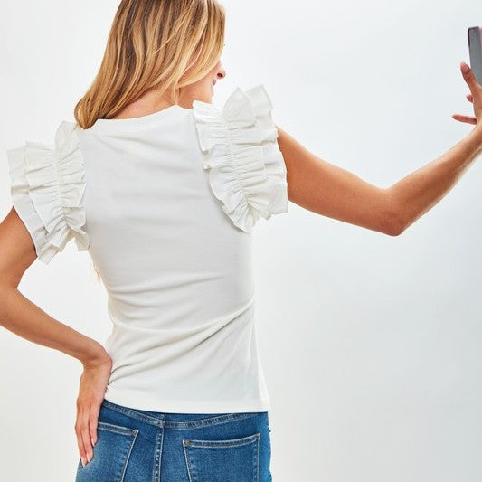 sleevesless tee with ruffles in white