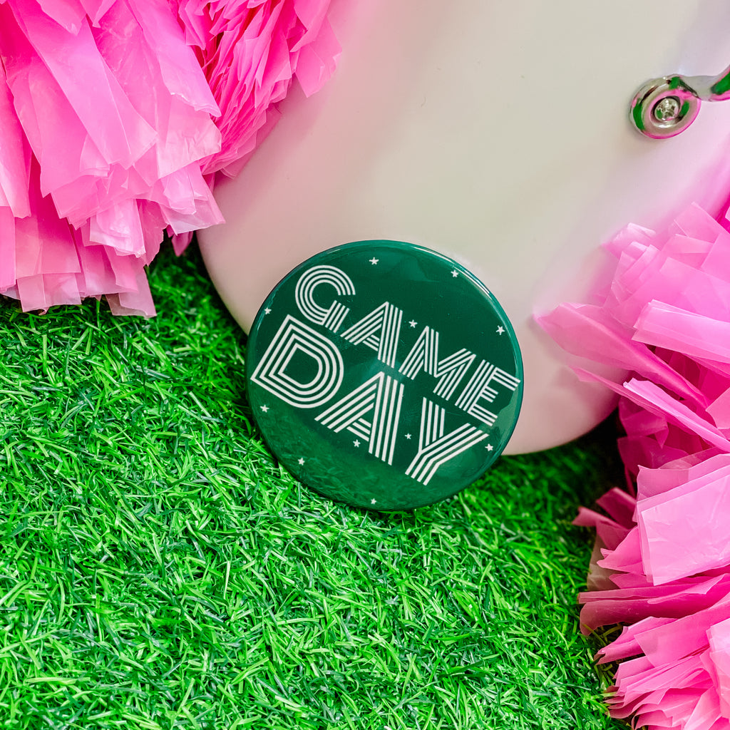 star gameday spirit button in green + white