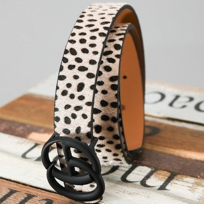 g belt in cheetah print with matte black buckle